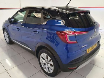 Used Renault Captur 2020 for sale - 79309873: Photo