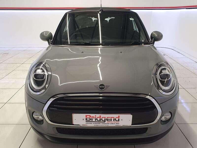 Used MINI Convertible 2019 for sale - 76549186: Photo 2