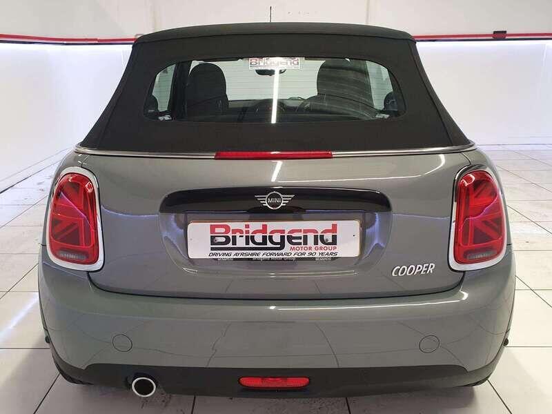 Used MINI Convertible 2019 for sale - 76549186: Photo 5