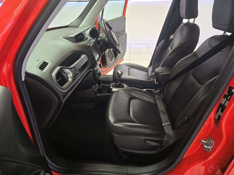 Used Jeep Renegade 2020 for sale - 77814137: Photo 19