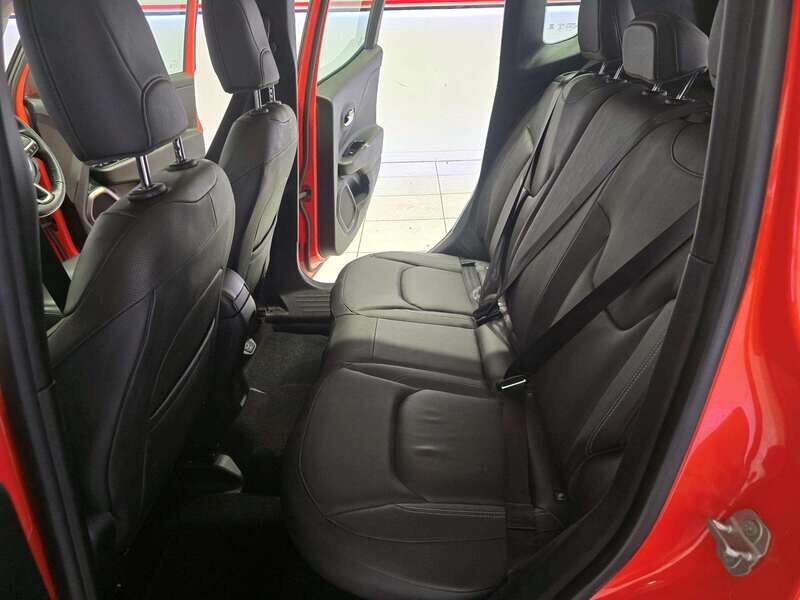 Used Jeep Renegade 2020 for sale - 77814137: Photo 21