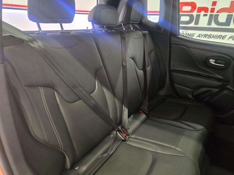 Used Jeep Renegade 2020 for sale - 77814137: Photo 9