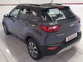 Used Kia Stonic 2022 for sale - 76138053: Photo 4