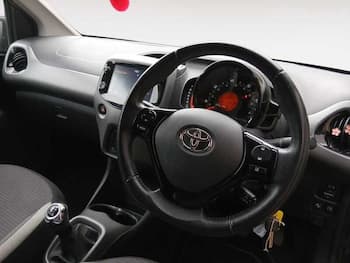 Used Toyota AYGO 2021 for sale - 79734691: Photo