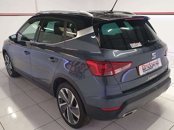 Used SEAT Arona 2023 for sale - 77814326: Photo