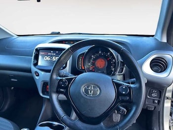 Used Toyota AYGO 2019 for sale - 77223218: Photo