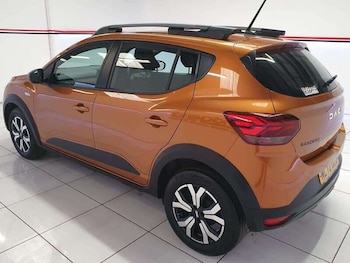 Used Dacia Sandero Stepway 2023 for sale - 79309987: Photo