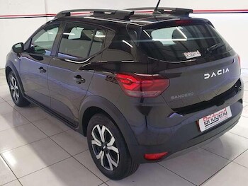 Used Dacia Sandero Stepway 2023 for sale - 76550406: Photo
