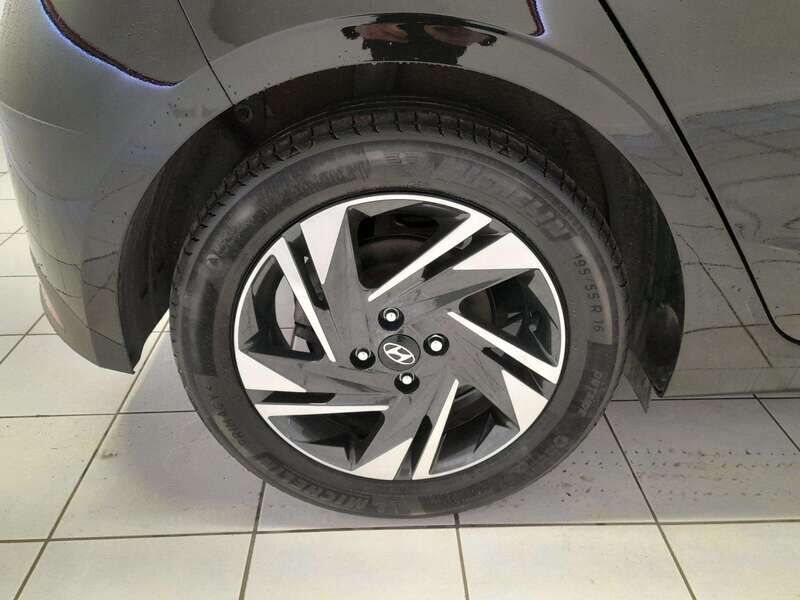 Used Hyundai i20 2023 for sale - 77716419: Photo 8
