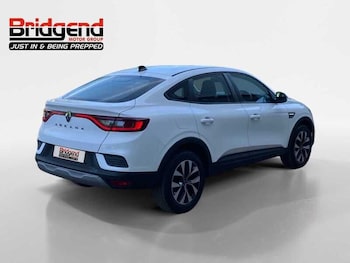 Used Renault Arkana 2023 for sale - 78700738: Photo