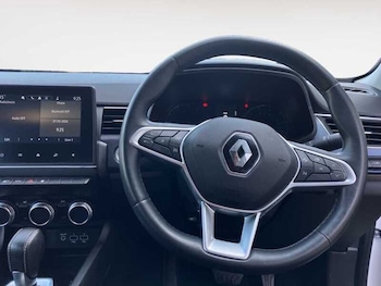 Used Renault Arkana 2023 for sale - 78700738: Photo