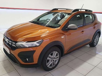 Used Dacia Sandero Stepway 2023 for sale - 79309810: Photo