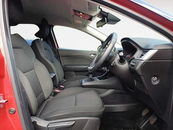 Used Renault Captur 2020 for sale - 79478715: Photo