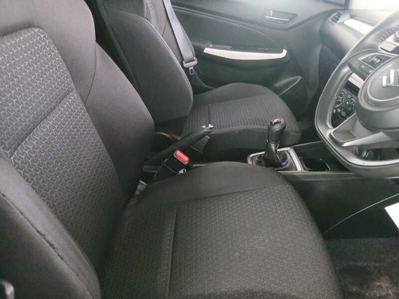 Used Suzuki Swift 2023 for sale - 77432820: Photo 3