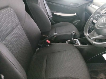 Used Suzuki Swift 2023 for sale - 77432820: Photo