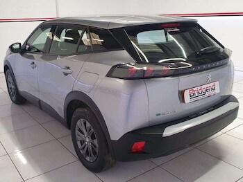 Used Peugeot 2008 2022 for sale - 77284036: Photo