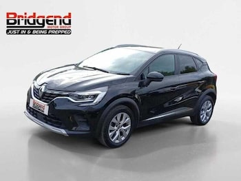 2020 (70) - 1.3 TCe Iconic SUV 5dr