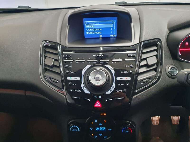 Used Ford Fiesta 2017 for sale - 77814618: Photo 15