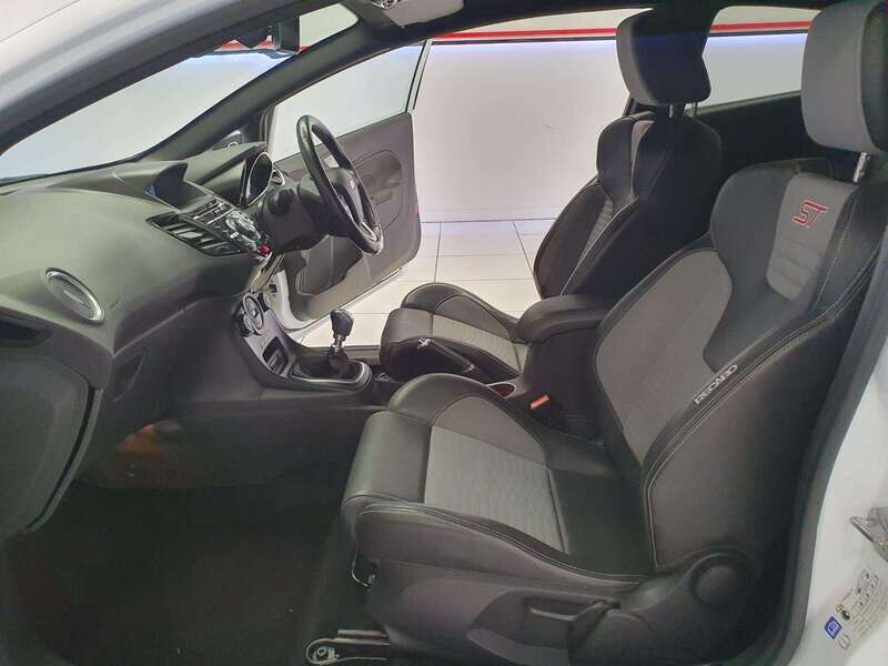 Used Ford Fiesta 2017 for sale - 77814618: Photo 18