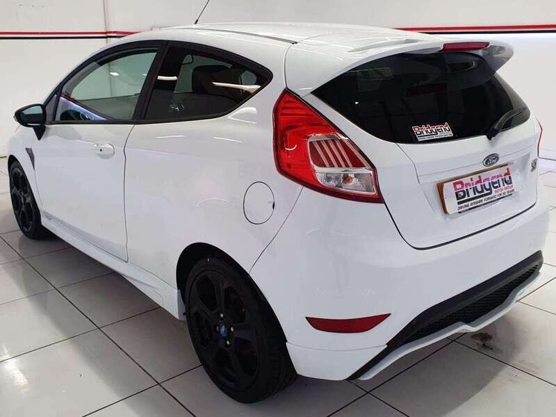 Used Ford Fiesta 2017 for sale - 77814618: Photo 4