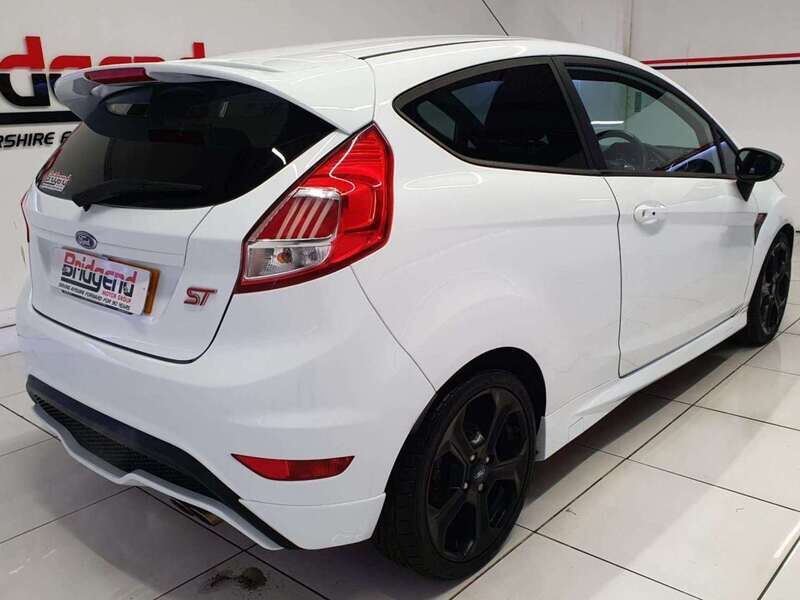 Used Ford Fiesta 2017 for sale - 77814618: Photo 6