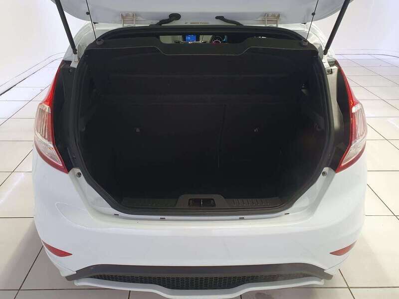 Used Ford Fiesta 2017 for sale - 77814618: Photo 7