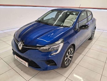 Used Renault Clio 2023 for sale - 76136977: Photo 3