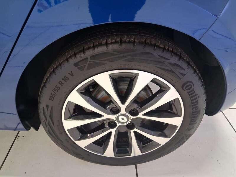 Used Renault Clio 2023 for sale - 76136977: Photo 7