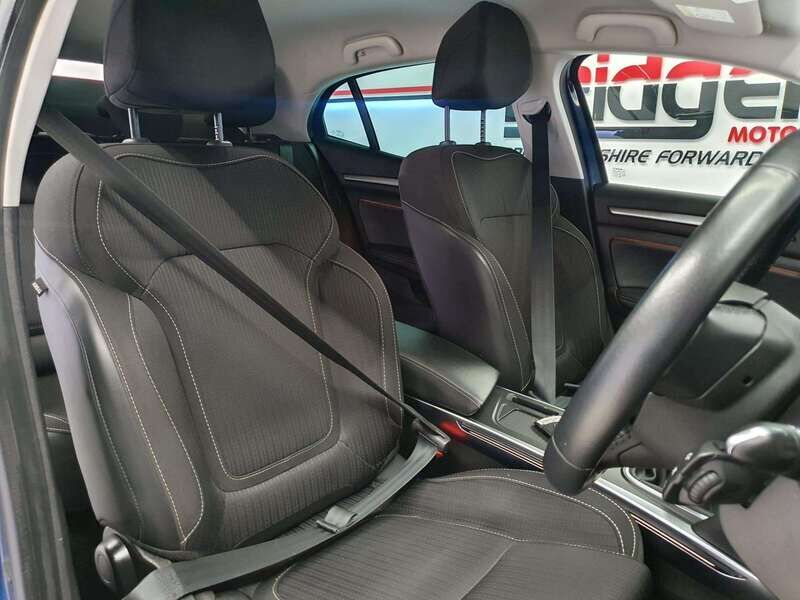 Used Renault Megane 2019 for sale - 77045275: Photo 15