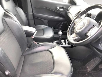 Used Jeep Compass 2020 for sale - 76137107: Photo 4