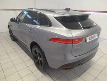 Used Jaguar F-Pace 2020 for sale - 74920216: Photo
