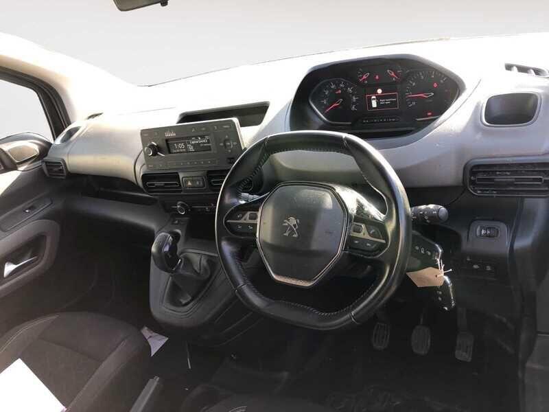 Used Peugeot Rifter 2020 for sale - 76458009: Photo 5