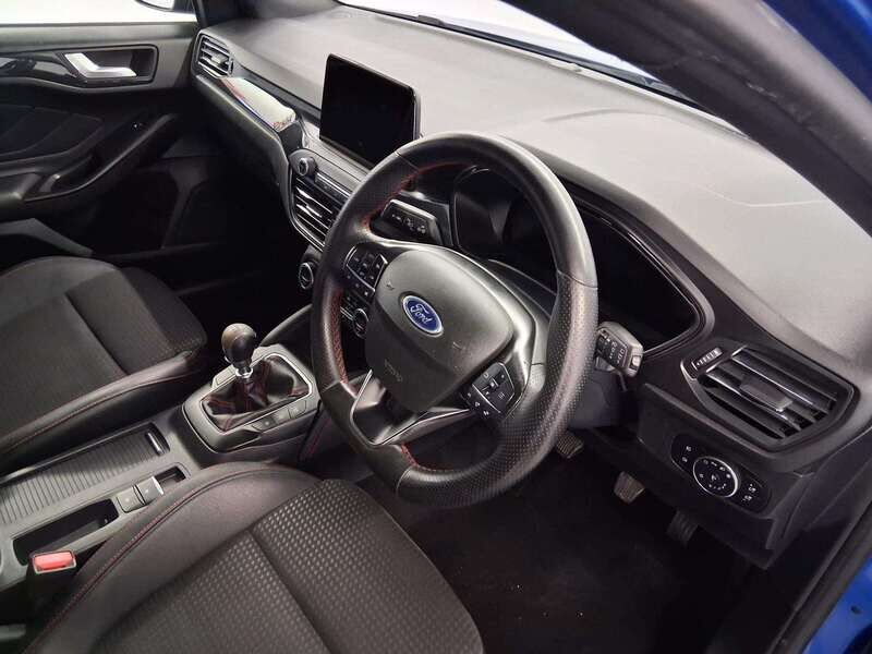 Used Ford Focus for sale - 77045065: Photo 10