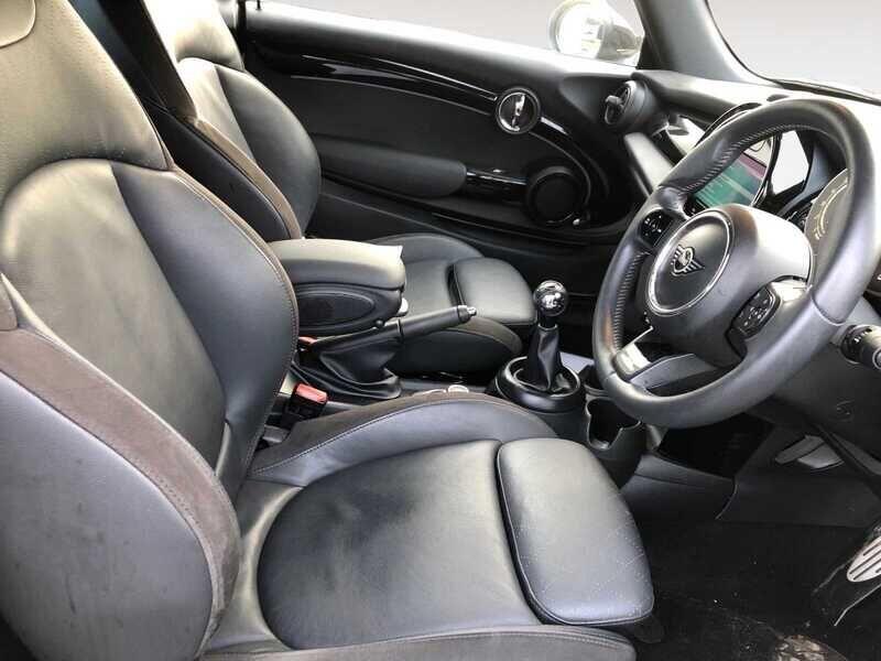 Used MINI Convertible 2022 for sale - 76597306: Photo 4