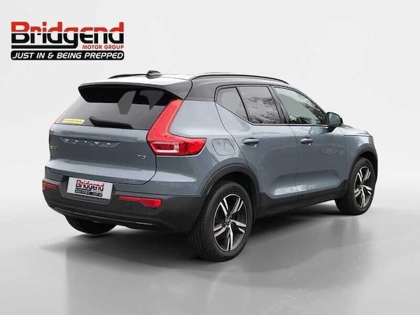 Used Volvo XC40 2021 for sale - 76200705: Photo 3