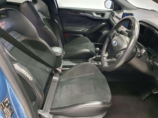 Used Ford Focus 2020 for sale - 76137619: Photo 12
