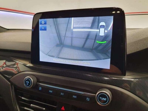Used Ford Focus 2020 for sale - 76137619: Photo 16