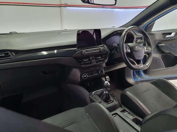Used Ford Focus 2020 for sale - 76137619: Photo 23