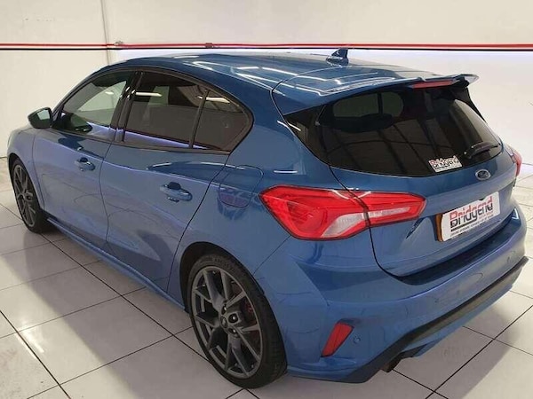 Used Ford Focus 2020 for sale - 76137619: Photo 4