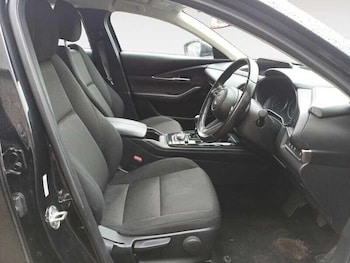 Used Mazda CX-30 2022 for sale - 76175400: Photo