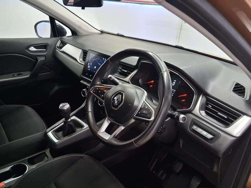 Used Renault Captur 2021 for sale - 76137937: Photo 10
