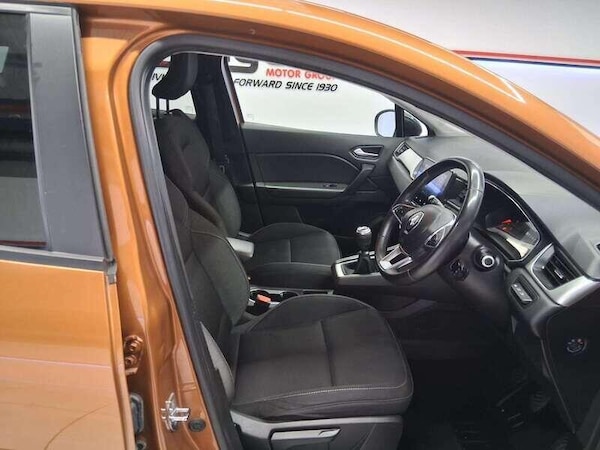 Used Renault Captur 2021 for sale - 76137937: Photo 11
