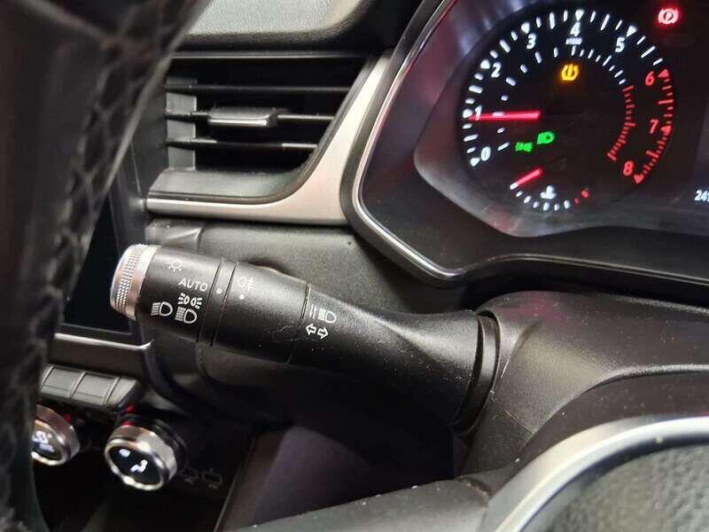 Used Renault Captur 2021 for sale - 76137937: Photo 22