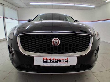 Used Jaguar E-Pace 2019 for sale - 76136487: Photo 2