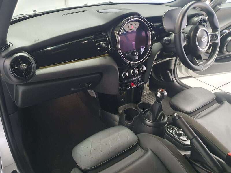 Used MINI Convertible 2022 for sale - 77044873: Photo 22