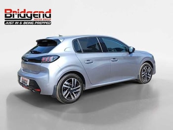 Used Peugeot 208 2022 for sale - 79242314: Photo