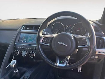 Used Jaguar E-Pace 2020 for sale - 76318119: Photo