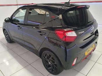 Used Hyundai i10 2021 for sale - 79684744: Photo