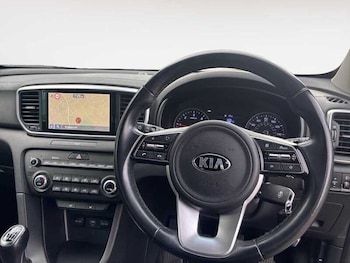Used Kia Sportage 2021 for sale - 79406056: Photo