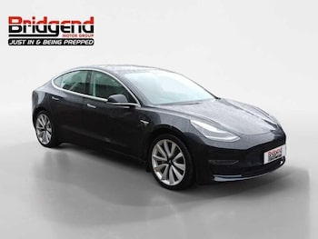 Tesla - Model 3